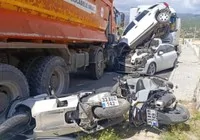 mersin-de-kamyon-motosiklet-ve-araclari-bicti