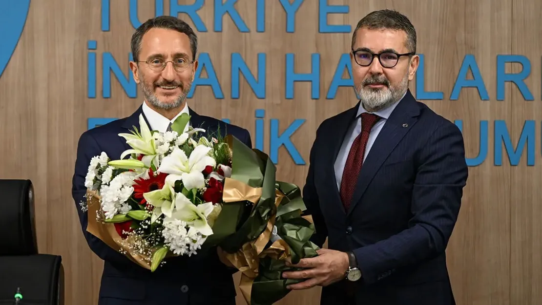 iletisim-baskanligi-nda-devir-teslim-toreni