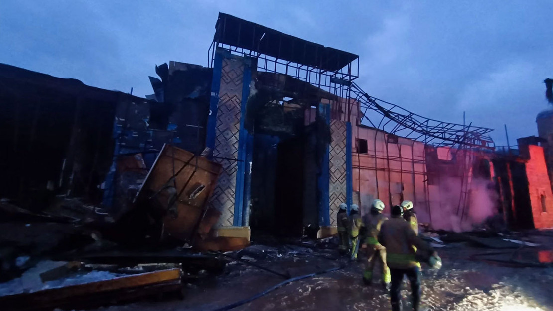 cekmekoy-de-yangin-panigi-kontrol-altina-alindi