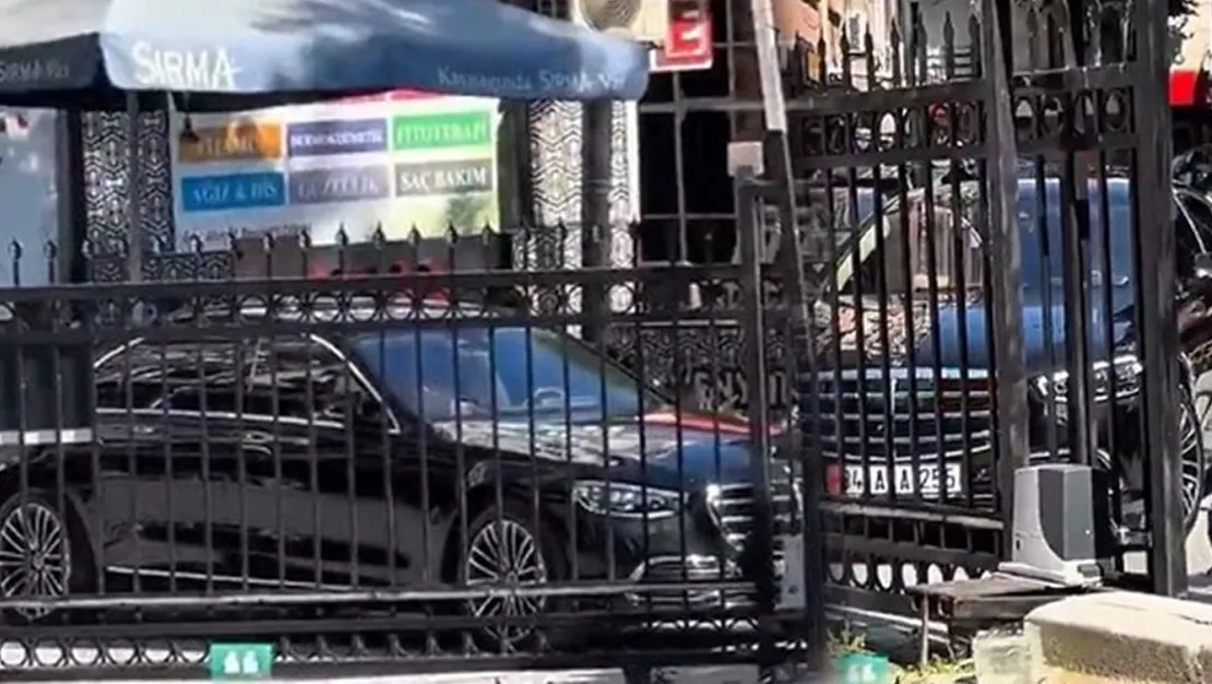 cakarli-arac-otoparka-giremedi