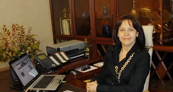 Özlem Oğuzoğlu Hekim Holding’i anlattı