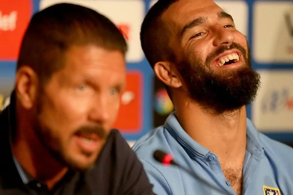 Diego Simeone, Arda Turan’ı örnek gösterdi Diego Simeone, Arda Turan'ı örnek gösterdi
