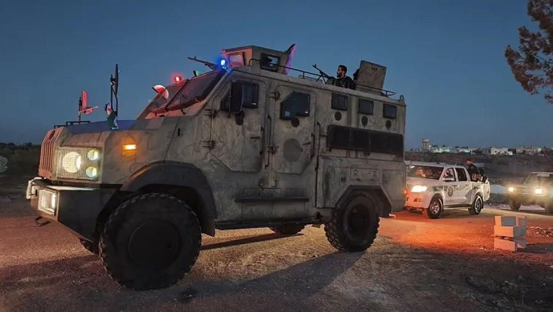 suveyda-da-catismalar-yeniden-patlak-verdi-silahli-gruplar-ve-suriye-ordusu-karsi-karsiya-geldi