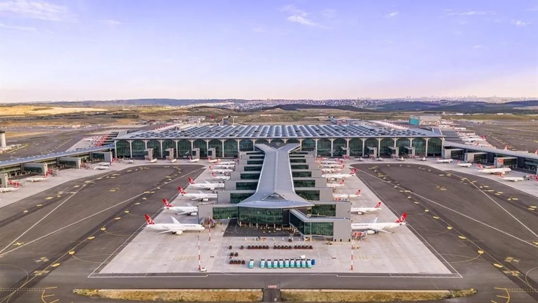 bakan-uraloglu-2024-te-230-milyon-yolcu-kullandi