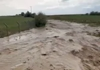 kirsehir-de-sel-tarim-alanlarina-zarar-verdi