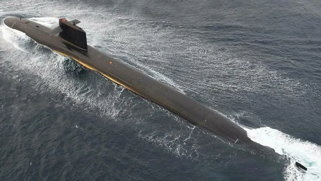 fransiz-nukleer-denizalti-bilgileri-calindi