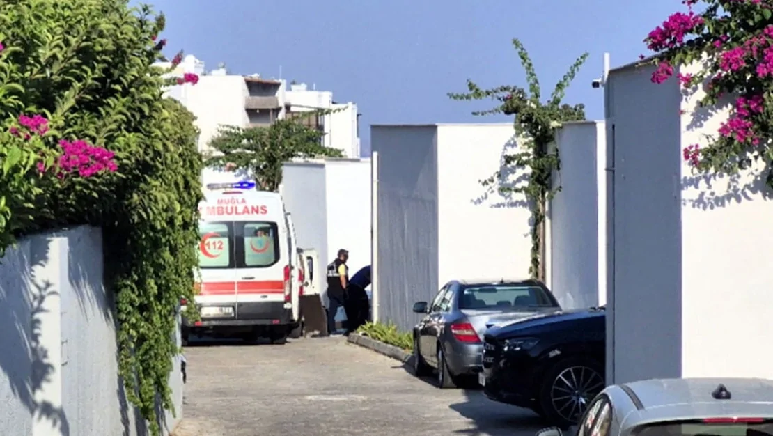 tatil-sitesinde-iki-genc-olu-bulundu