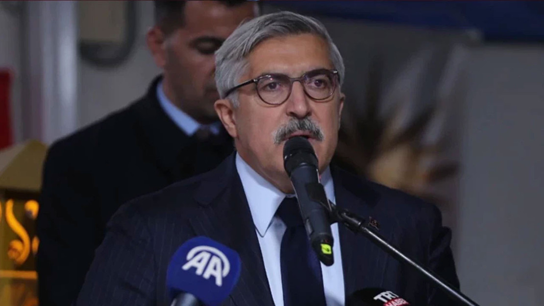 yayman-dan-chp-ye-sert-elestiriler-ve-mesajlar