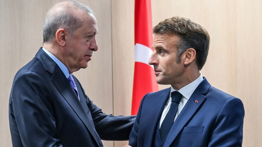 cumhurbaskani-erdogan-macron-la-gorustu