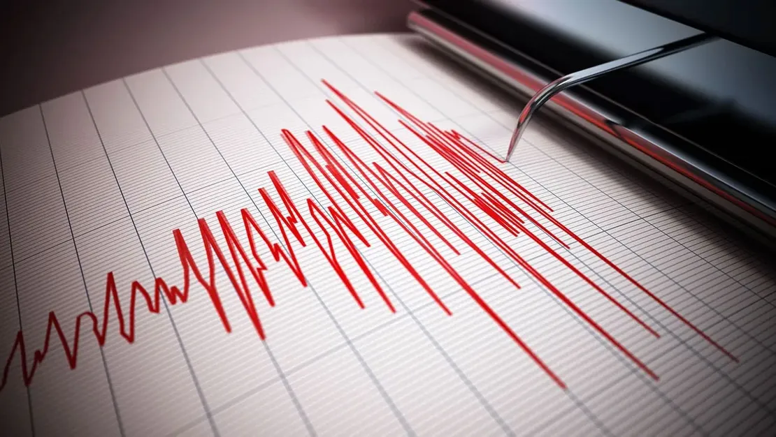 istanbul-da-3-1-buyuklugunde-deprem-oldu