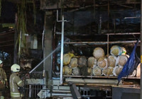 umraniye-de-nalburda-yangin-ust-katlara-sicradi