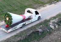 tolga-efe-den-dev-buketle-surpriz-evlilik-teklifi