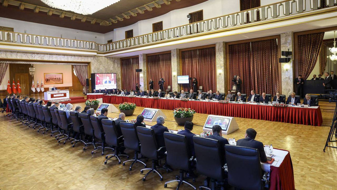 komisyon-toplantisi-imrali-ziyaretinin-ilk-degerlendirmesi