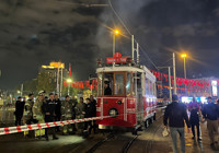 taksim-de-tramvayda-yangin-kisa-devre-nedeniyle-cikti