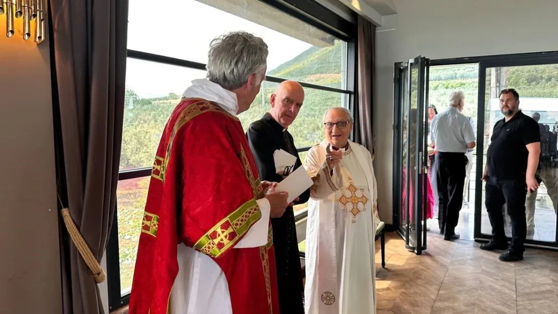 iznik-te-50-din-adami-ilk-ayin