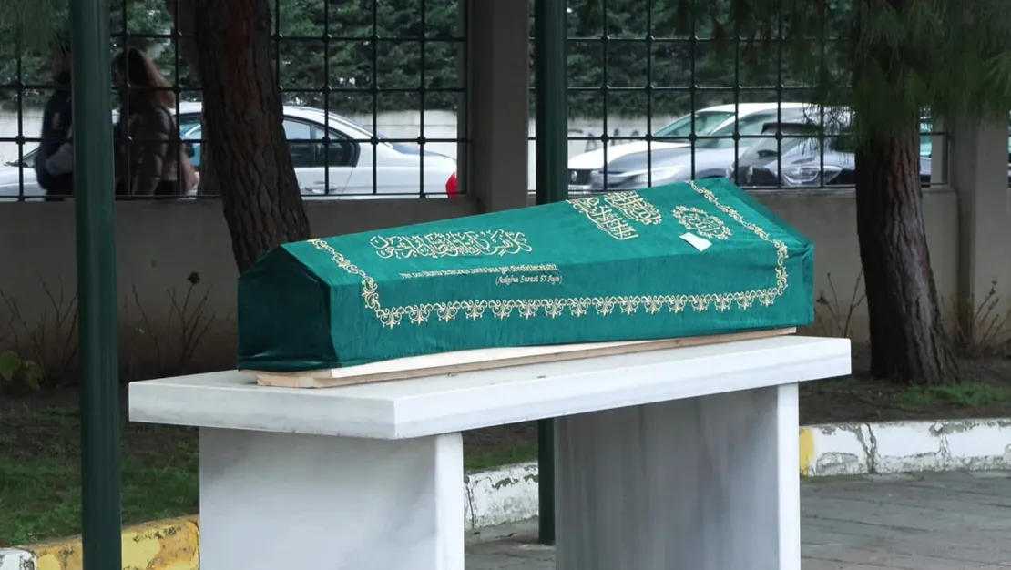 yenidogan-cetesi-sanigi-gonen-defnedildi