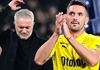 fenerbahce-de-ayrilik-karari-alindi