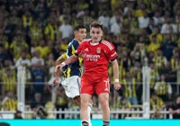 fenerbahce-10-kisi-kalan-benfica-yi-gecemedi