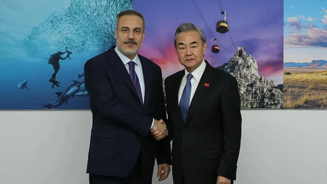 bakan-fidan-cinli-mevkidasiyla-g20-de-gorustu