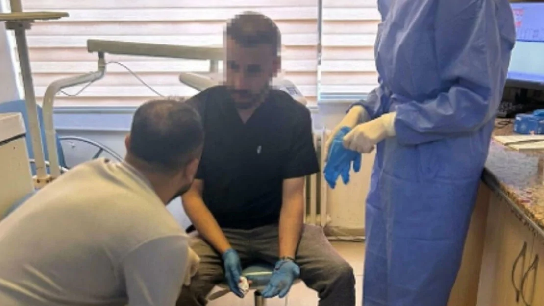 randevusuz-hasta-dis-hekimine-kafa-atti