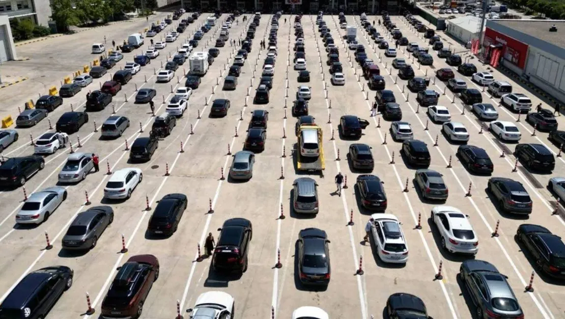 kapikule-de-yogunluk-gurbetciler-geliyor