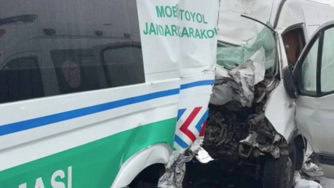 aksaray-da-trafik-kazasinda-2-jandarma-sehit-oldu