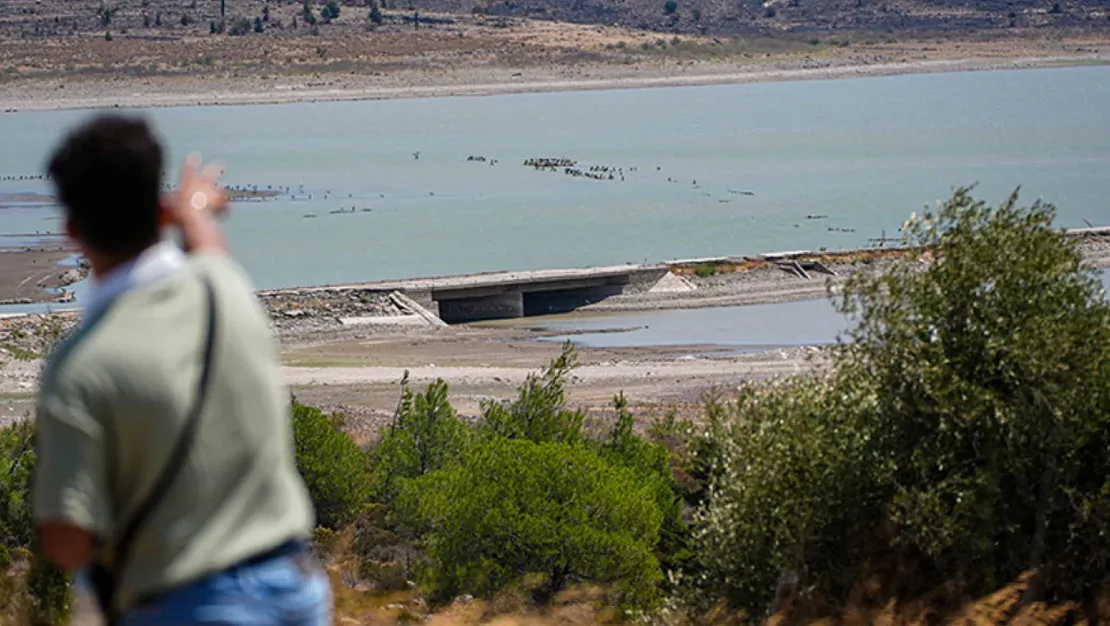 izmir-de-su-kesintileri-basladi-dusuk-doluluk