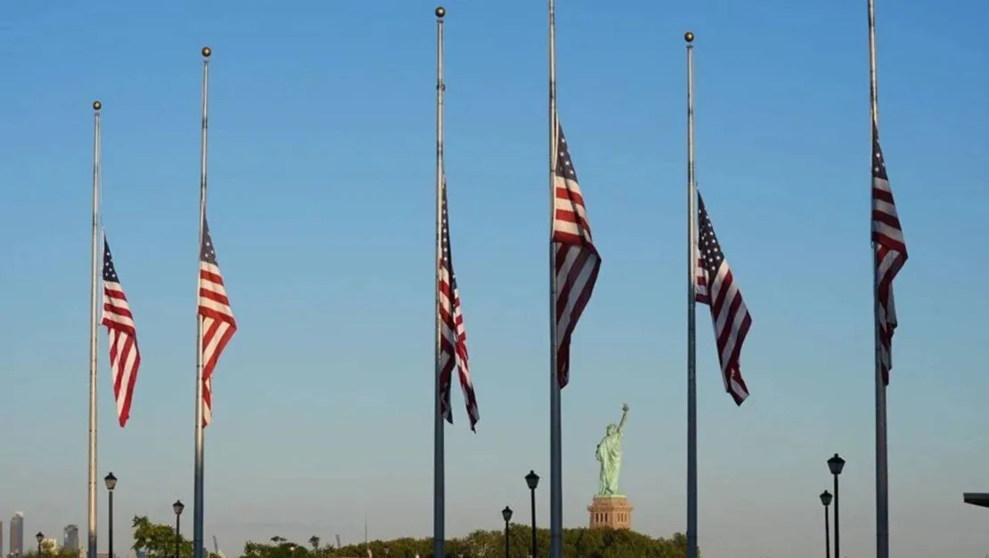 bayraklar-yariya-indi-yas-surekli