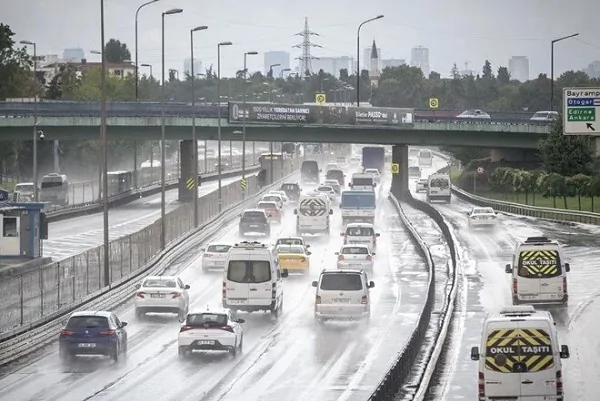 Meteoroloji’den yağış uyarısı Meteoroloji'den yağış uyarısı