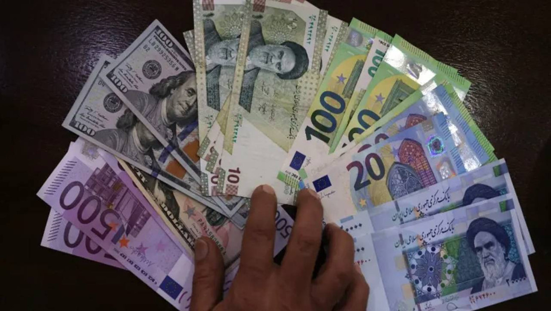 iran-riyali-tarihin-en-dusuk-seviyesine-geriledi