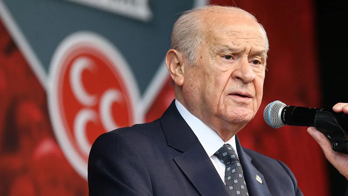 bahceli-den-sert-sarachane-tepkisi