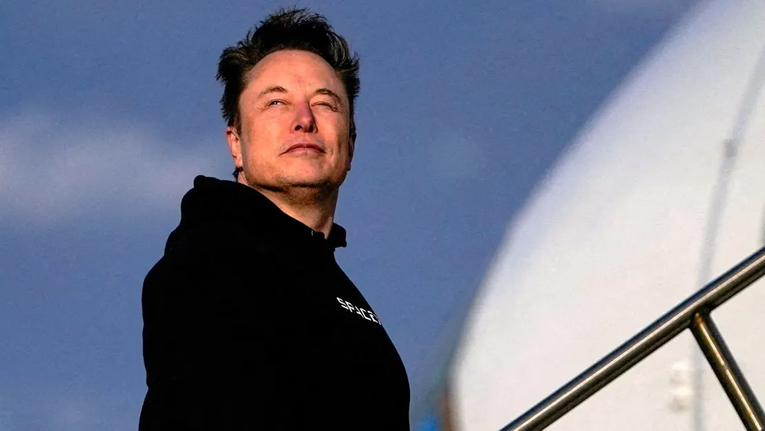 emirates-spacex-ile-gorusuyor