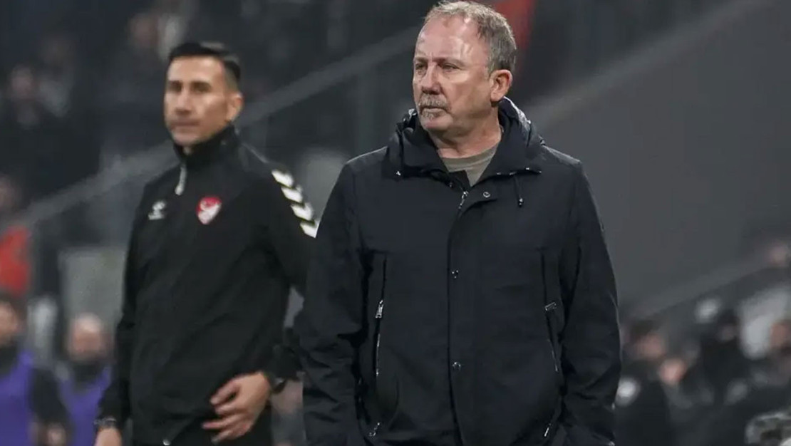 besiktas-teknik-direktoru-yalcin-dan-hakem-ve-futbolculara-tepki