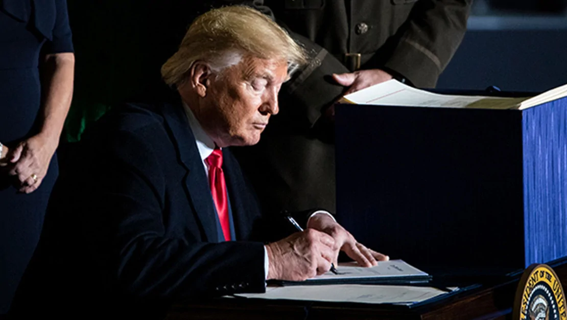 bayrak-yakanlara-1-yil-hapis