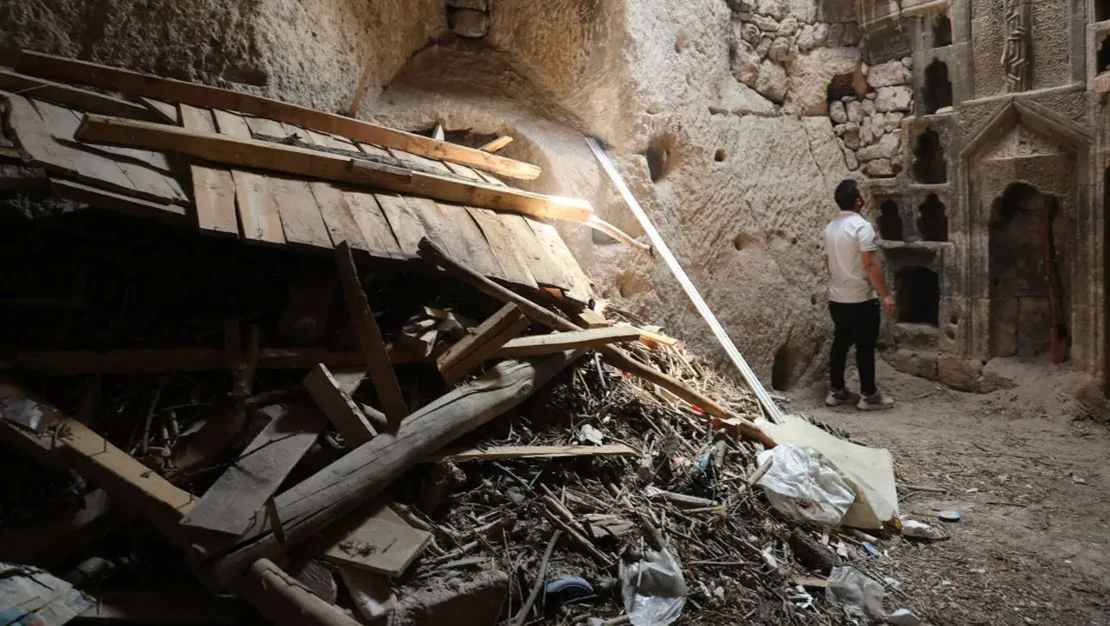 600-yillik-tarih-kaldirilan-komurlukte-bulundu