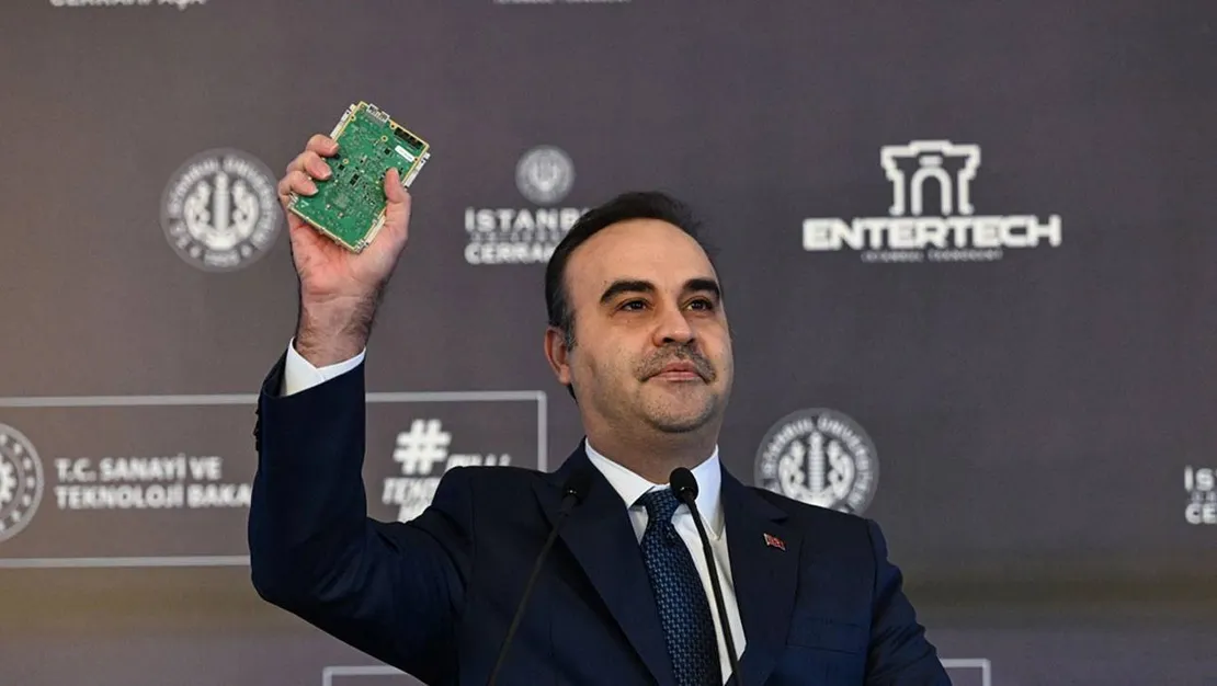 bakan-kacir-dan-ozgur-ozel-e-kaan-yaniti