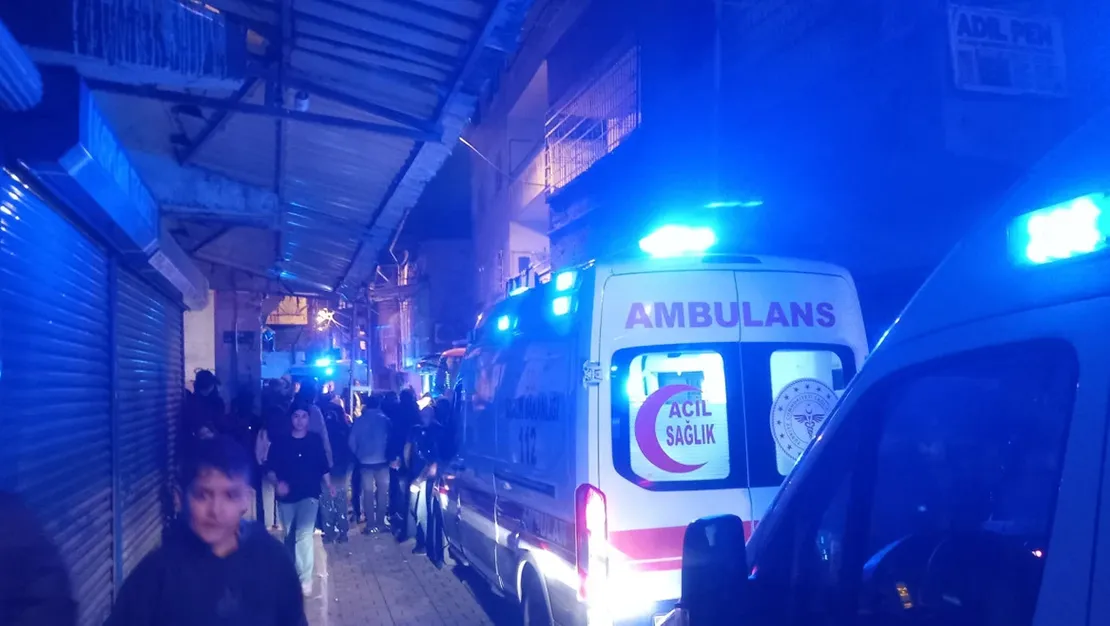 diyarbakir-yangininda-18-kisi-dumandan-etkilendi