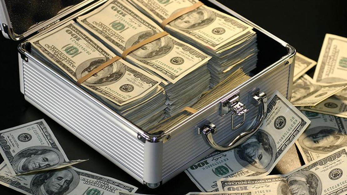 dolar-endeksi-guvenli-liman-akisiyla-yukselise-gecti