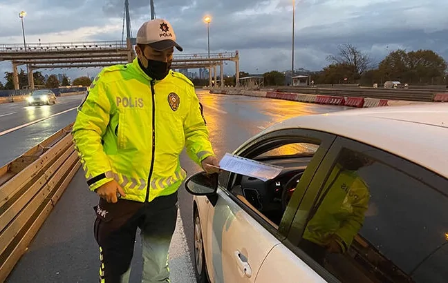 İstanbul’da 747 kişiye ceza İstanbul'da 747 kişiye ceza