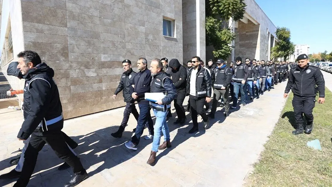 feto-baglantili-doner-operasyonunda-372-gozalti