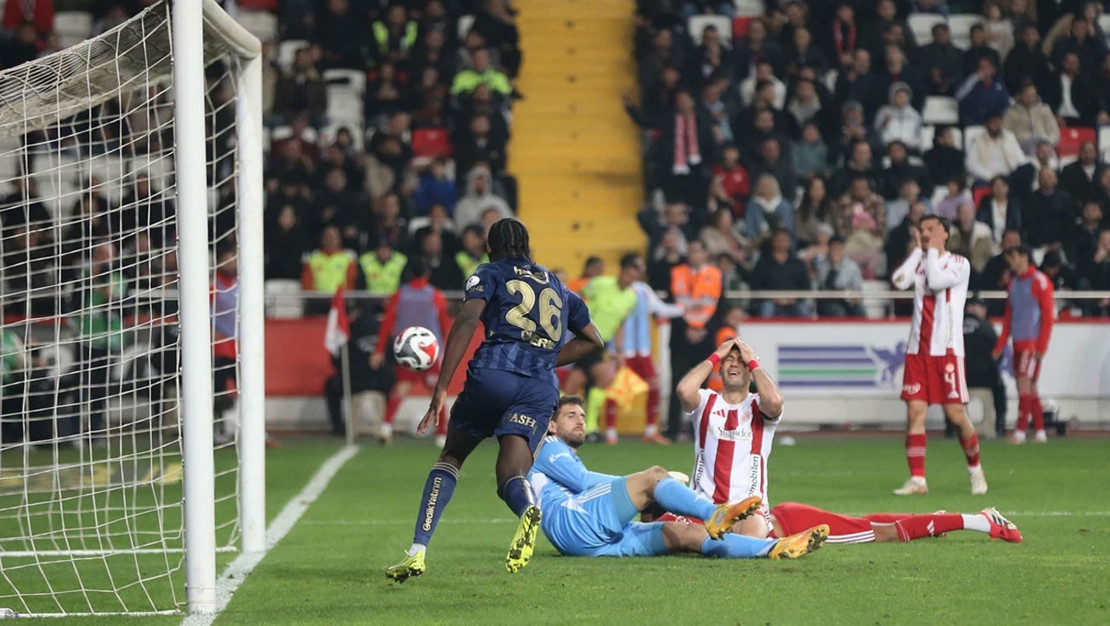 fenerbahce-den-tff-ye-hakem-yonetimi-tepkisi