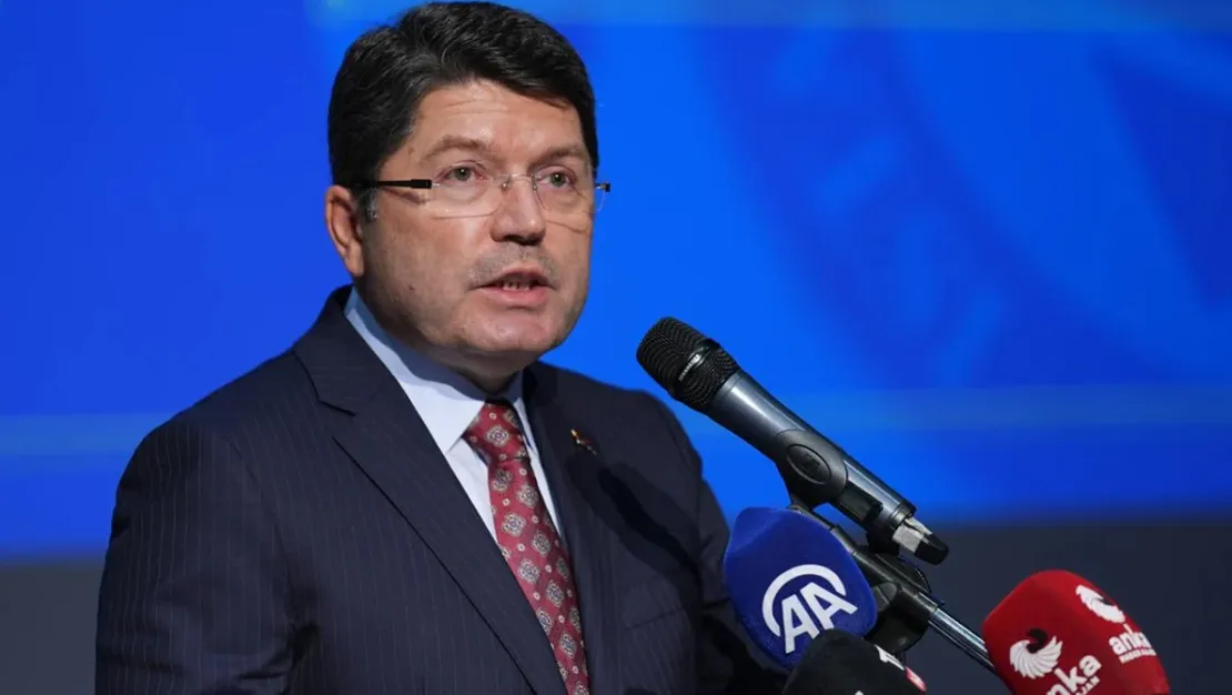 tunc-tan-tusiad-a-elestiri-hukuk-guvenligi