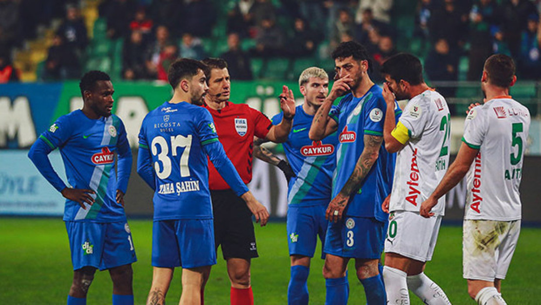 rizespor-dan-hakem-halil-umut-meler-e-sert-tepki