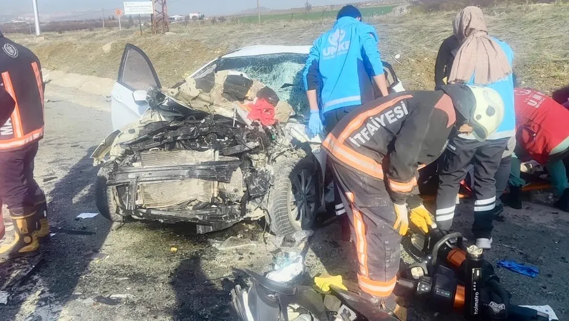 malatya-elazig-yolunda-feci-kaza-3-olu