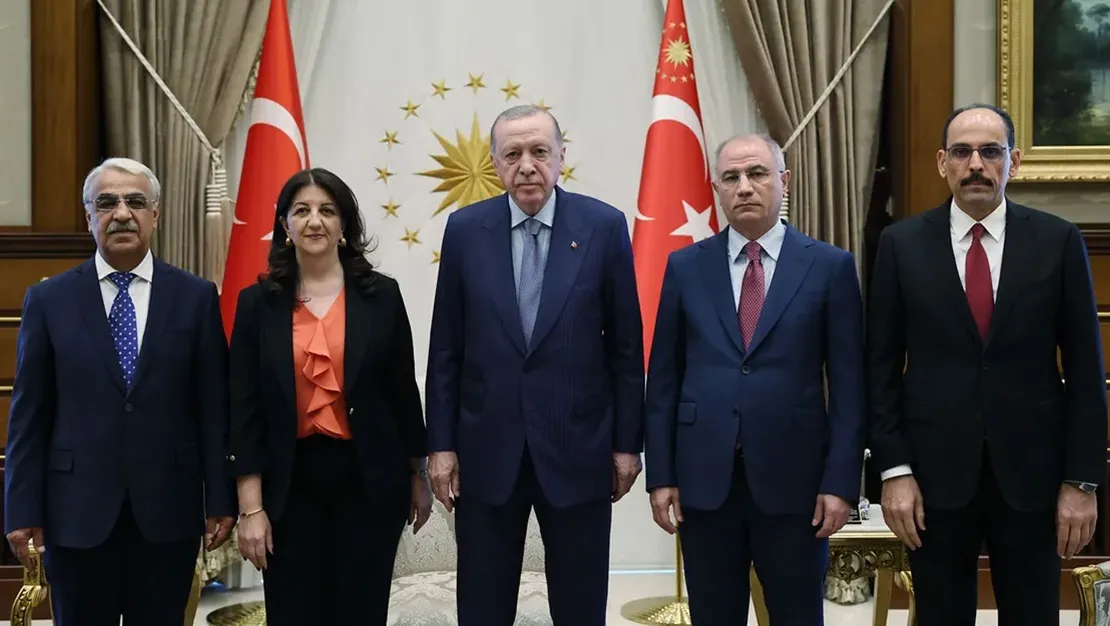 cumhurbaskani-erdogan-dem-heyetini-agirladi