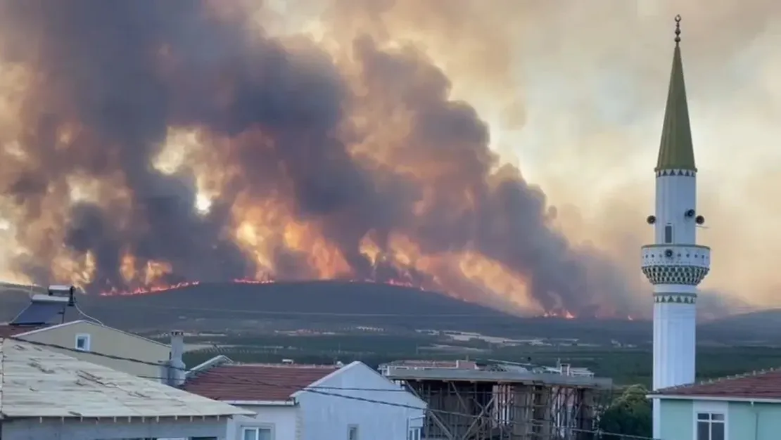 canakkale-de-yangin-sondurme-calismalari-devam-ediyor
