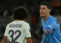 berke-ozer-penaltilari-kurtararak-tarih-yazdi