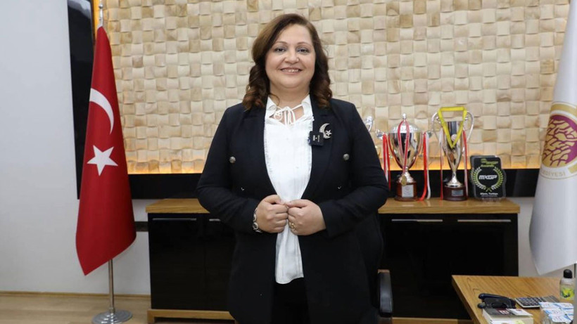 burcu-koksal-resmen-ak-parti-ye-katiliyor