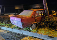 duzce-d-655-karayolu-nda-otomobil-agaca-carpti