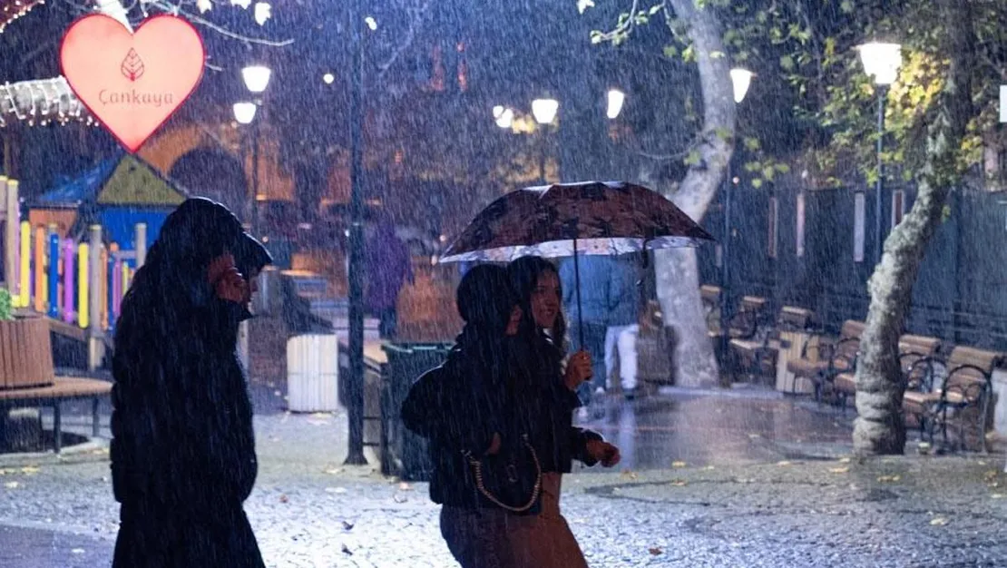 kar-ve-saganak-yagis-uyarisi-yapildi